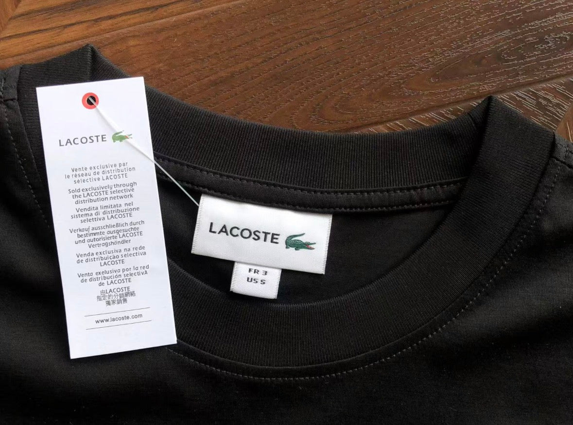 T-shirt Lacoste de Algodão Premium - Essencial